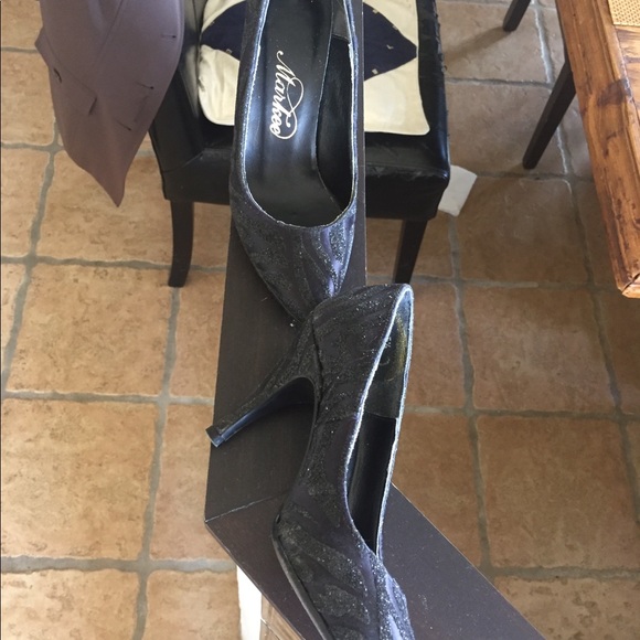 Dress Shoes - Picture 5 of 5